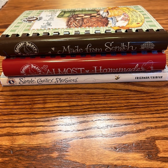 3 Goose Berry Patch Recipe and Party Books - Picture 11 of 11